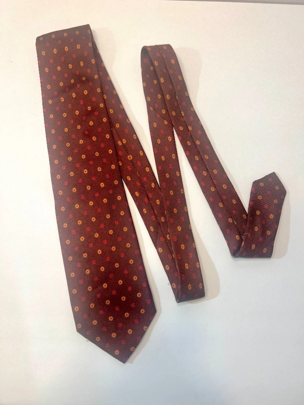 Barney’s New York Retro Style Tie